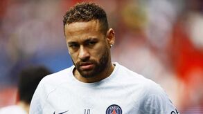 Neymar novamente em apuros: modelo norte-americana partilha mensagem enviada pelo brasileiro