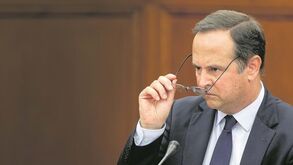 Portugueses tiram 41 milhões de euros por dia dos bancos