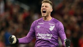 Alvo do Benfica para a baliza está referenciado pelo FC Porto desde 2020