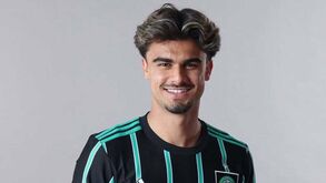 Jota prestes a rumar ao Al-Ittihad de Nuno Espírito Santo