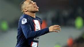 PSG reúne com Mbappé para decidir futuro