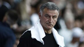 Treinador do PSG detido por suspeitas de discriminação