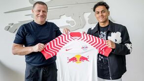 Fábio Carvalho no Leipzig por empréstimo do Liverpool