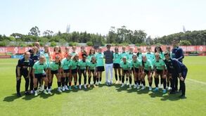 Tony Carreira canta o hino no Portugal-Ucrânia