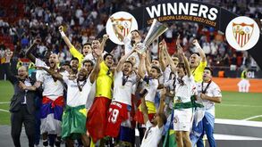 Insólito: Sevilha coloca todo o plantel na lista de transferíveis