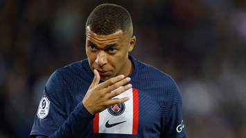 Mercado: qataris pedem 200 milhões por Mbappé, saída confirmada no