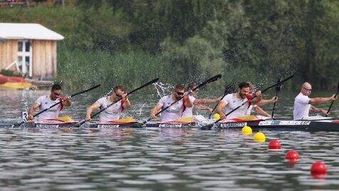 K4 e C2 femininos nas finais dos 500 metros de canoagem nos Jogos