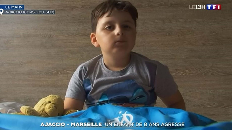 França em choque com agressão a adepto de 8 anos com tumor cerebral: «Nem a estupidez pode desculpar»