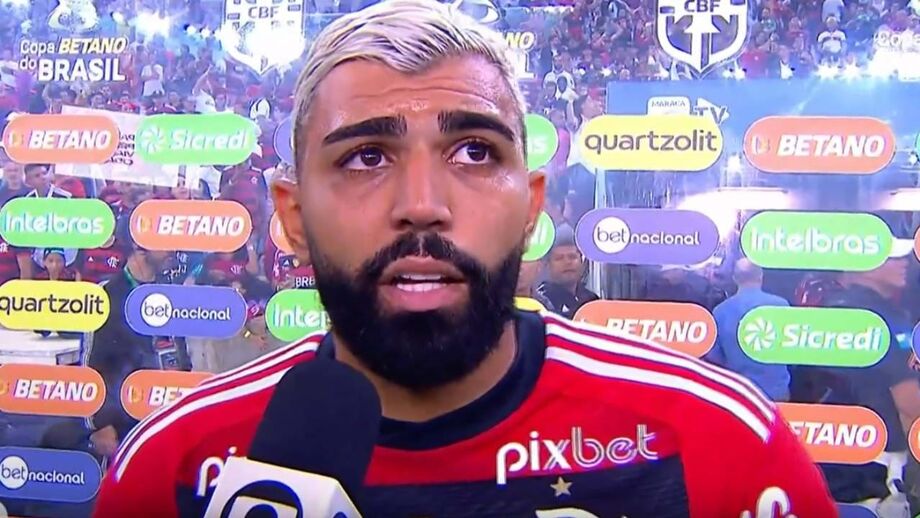 Avançado 'abre o livro' depois do apuramento para os 'quartos' da Taça do Brasil