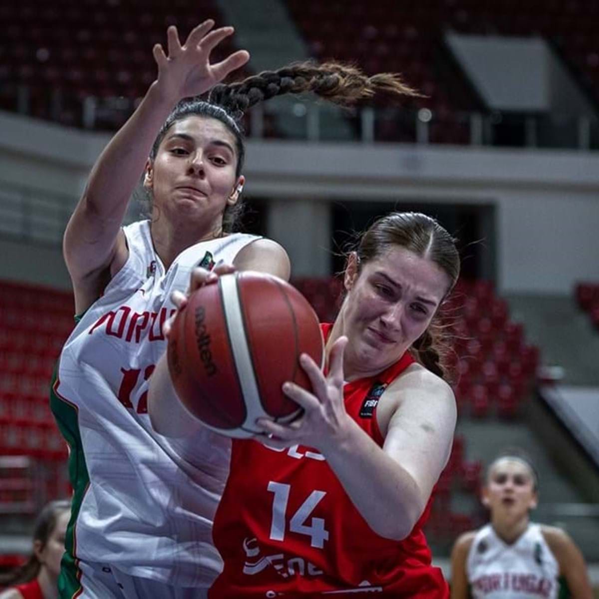 Portugal entra a ganhar no Europeu sub-18 feminino - Basquetebol - Jornal  Record