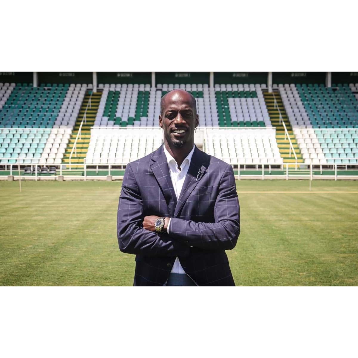 EDINHO É NOVO DIRETOR TÉCNICO DE FUTEBOL DO VITÓRIA FC - O GOLO GB