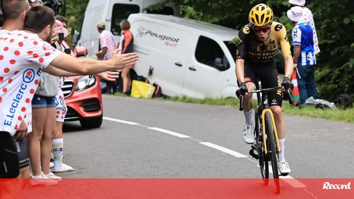 Danish Cyclist Jonas Vingegaard Surprises Rival in Tour’2023 Break: Highlights and Reactions