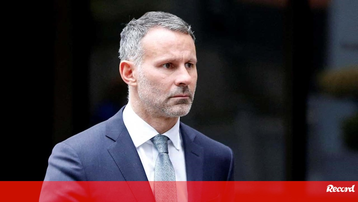 Pai arrasa Ryan Giggs por viver caso amoroso com a mulher do irmão «É um rato...» - Internacional foto