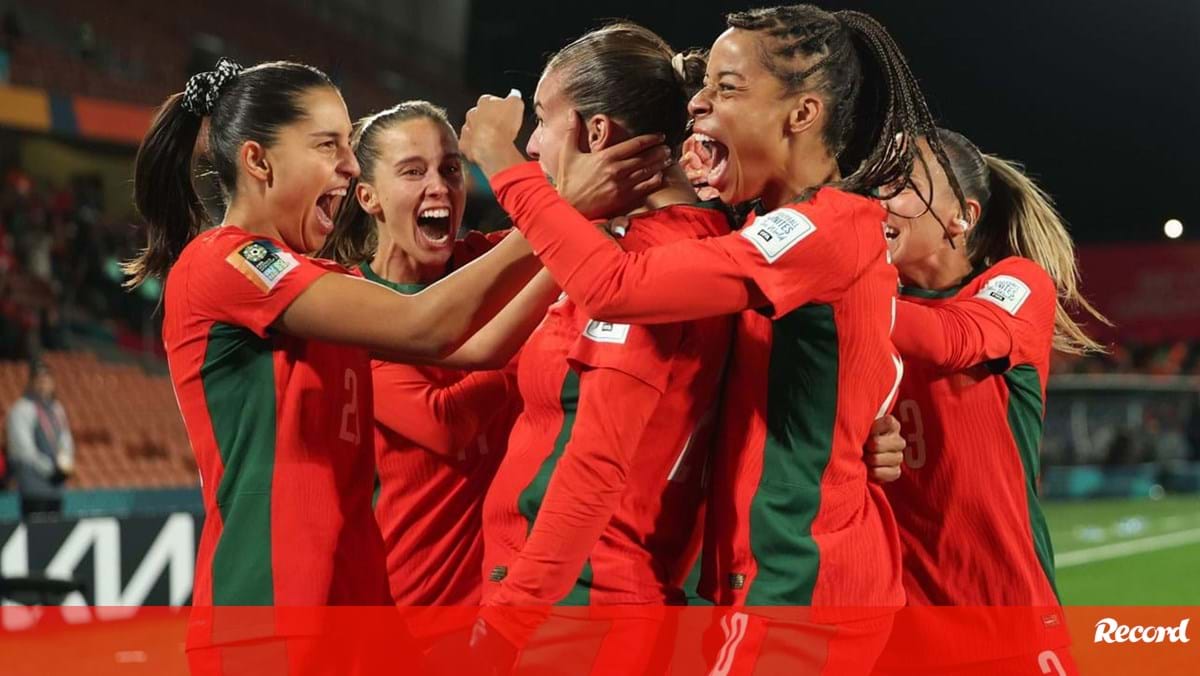 Mundial de futebol feminino: seleção portuguesa alvo de controlo