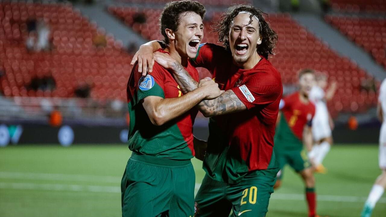 Portugal bate Suécia na qualificação para Europeu Sub-19 com de golo João  Neves nos descontos - Futebol 365