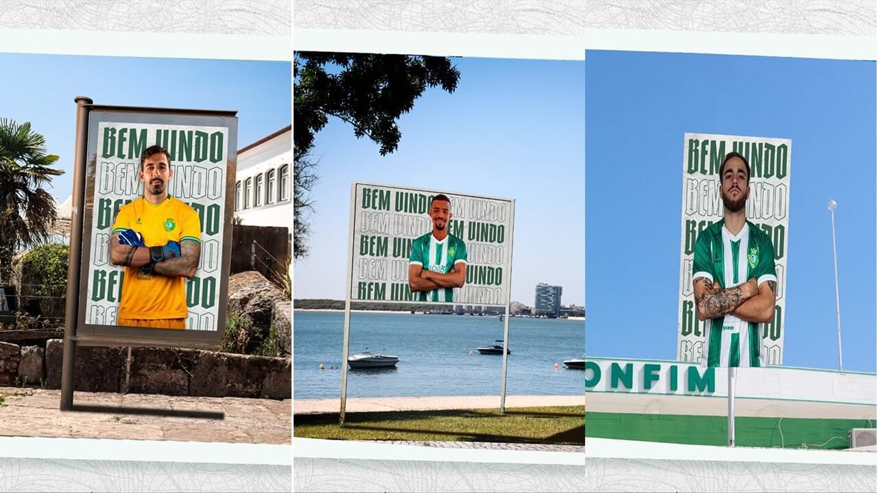 Outdoor de publicidade com jogo de futebol ao vivo