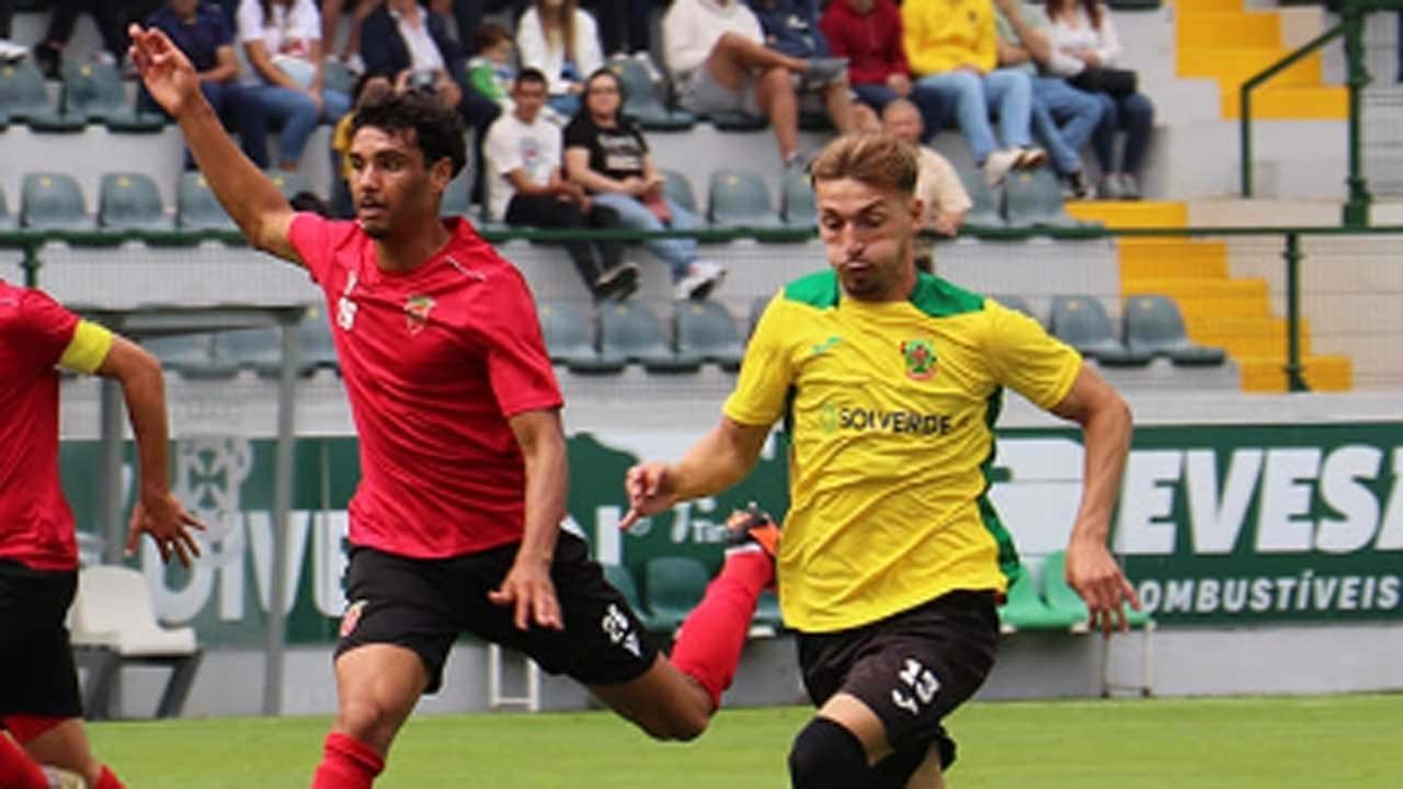 Paços de Ferreira e Penafiel empataram em encontro particular