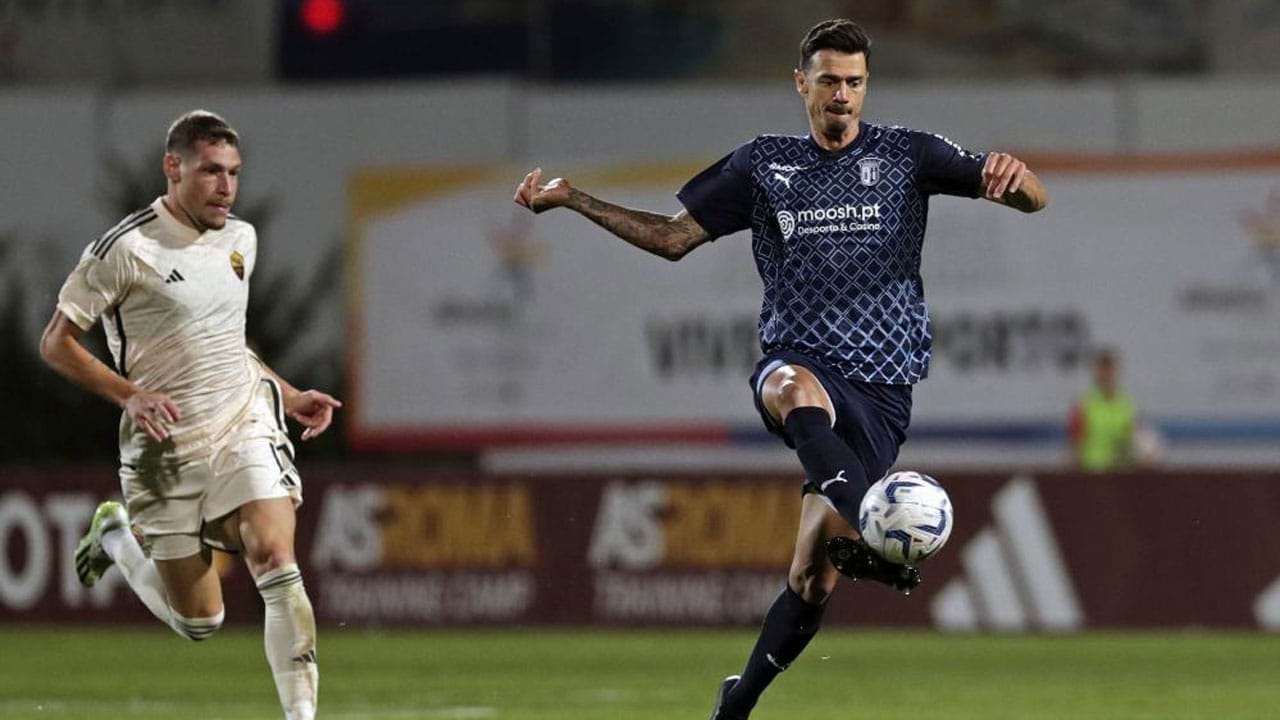 Jogo futsal para ser feliz, se fosse por dinheiro tinha voltado