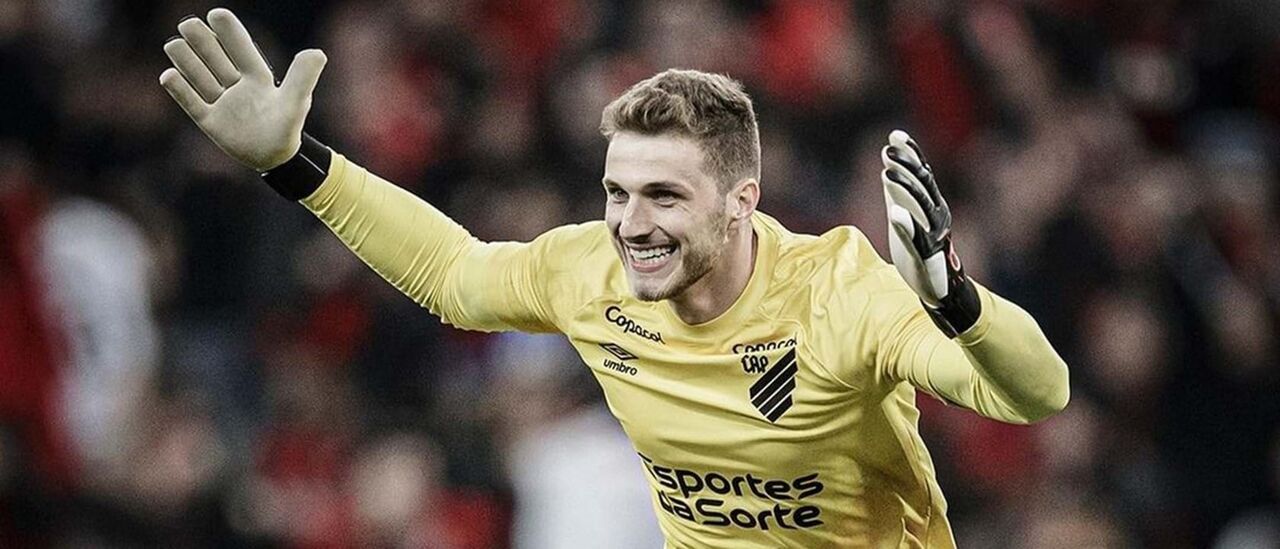 Guarda-redes reiterou vontade de vir para a Europa