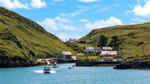 Receber 80 mil euros para morar numa ilha? Na Irlanda o sonho torna-se possível