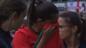 Kika Nazareth lesiona-se e deixa Inglaterra-Portugal em lágrimas a três semanas do Mundial