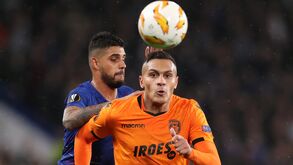 Léo Jabá chega para o ataque do Estrela da Amadora