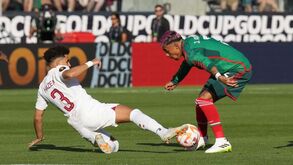 Qatar surpreende México e avança para os 'quartos' da Gold Cup