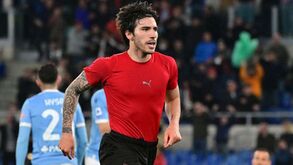 Sandro Tonali assina por cinco épocas com o Newcastle