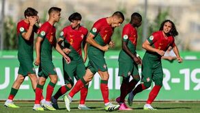 Entrada triunfante de Portugal no Europeu Sub-19