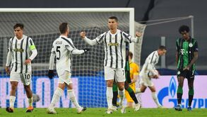 Arthur elogia mentalidade de Ronaldo e revela: «Estava sempre a olhar para os nossos pratos...»