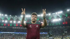 Treinador do Fluminense vai assumir comando da seleção brasileira antes da chegada de Ancelotti