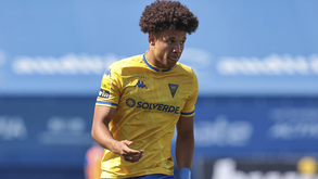 Tiago Santos tem duas propostas