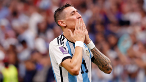 Rei Eusébio apadrinha Di María: argentino é hoje apresentado no Benfica às 19h04