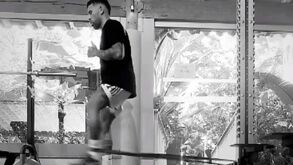 Otamendi apresenta-se no Benfica dia 11 mas chega em forma: central trabalha nas férias 