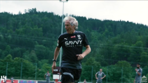 Jorge Jesus aumenta ritmo da pré-temporada e mostra estar em grande forma