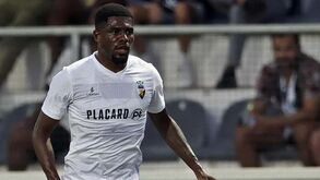 Ex-Farense ponderou terminar carreira após terceira lesão no joelho: «Zidane chamou-me...»
