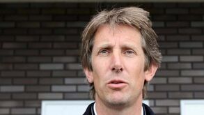 Van der Sar internado nos cuidados intensivos após sofrer hemorragia cerebral