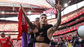 Grimaldo explica ida para o Bayer Leverkusen e recorda melhor memória no Benfica: «Foi muito emocionante»