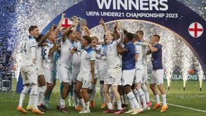Abel Ruiz falha penálti nos descontos e Inglaterra sagra-se campeã europeia de sub-21