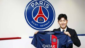 Paris Saint-Germain contrata Lee Kang-In