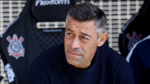 Administração do Corinthians quer Pedro Caixinha no lugar de Vanderlei Luxemburgo