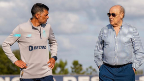 «Dragões juntos»: FC Porto mostra Sérgio Conceição e Pinto da Costa lado a lado