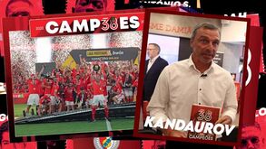 Kandaurov já tem a caderneta do Benfica campeão: «É uma iniciativa muito boa»