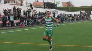 Extremo colombiano contratado ao Lusitânia dos Açores a treinar com a equipa principal