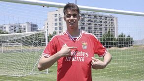 Benfica apresenta promessa sérvia para a baliza: «Inspiro-me em Oblak e Ederson»