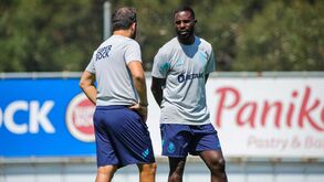 Silvestre Varela integra equipa técnica do FC Porto B