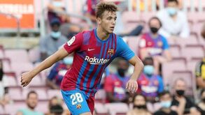 Barcelona arranca pré-época com o alvo portista Nico González