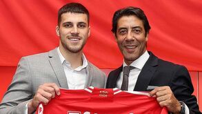 Benfica oficializa Jurásek: os detalhes da transferência
