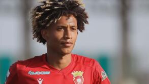 Penafiel renova com Robinho até 2025