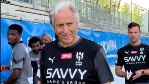 Jorge Jesus do árabe ao inglês: «Very good!»